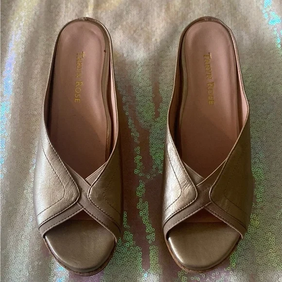 Taryn Rose | Selinda | wedge slip on sandals | Champagne Gold | 7.5 - Picture 1 of 5